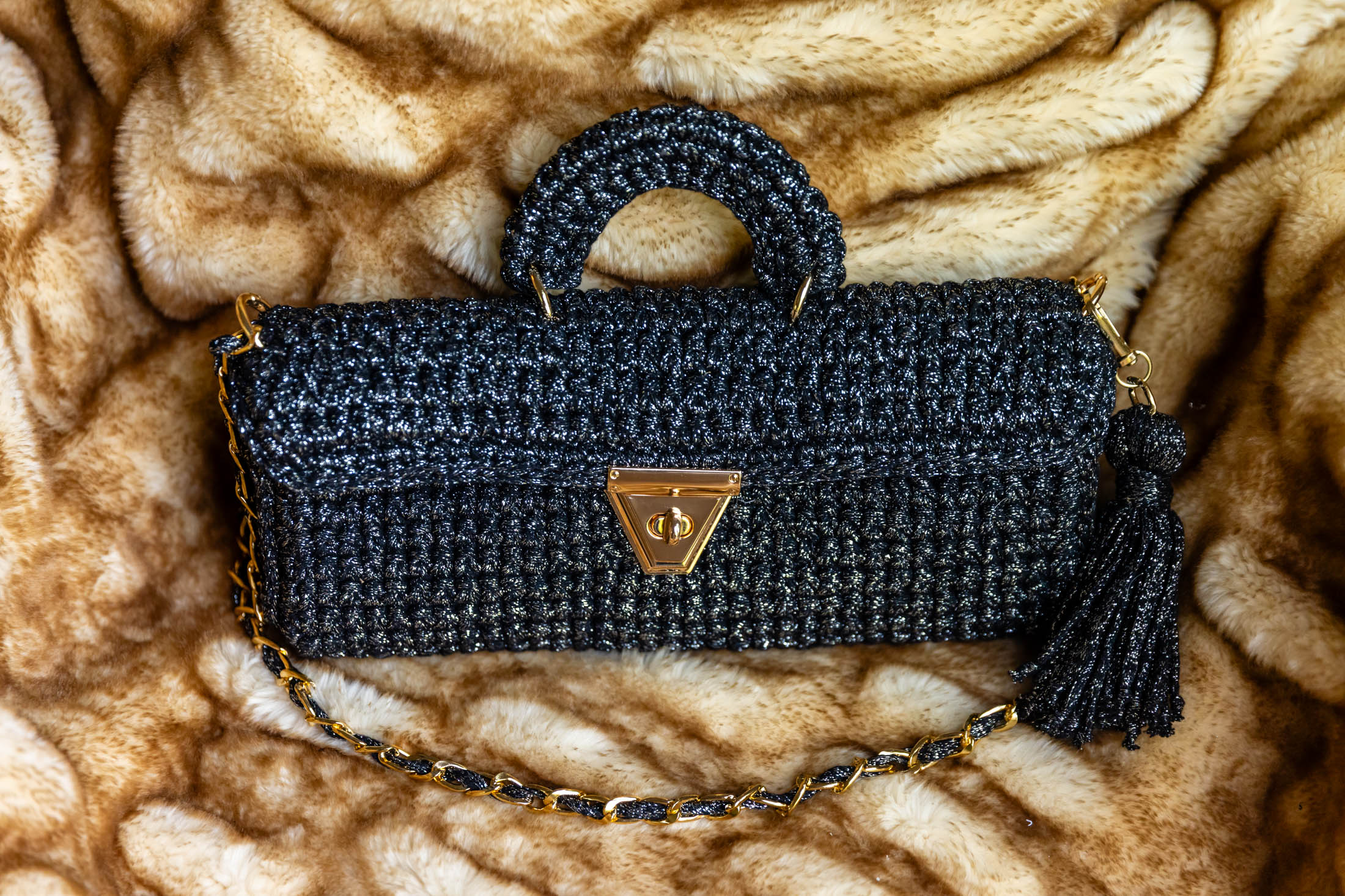 EAST WEST COTTON METALLIC BLACK