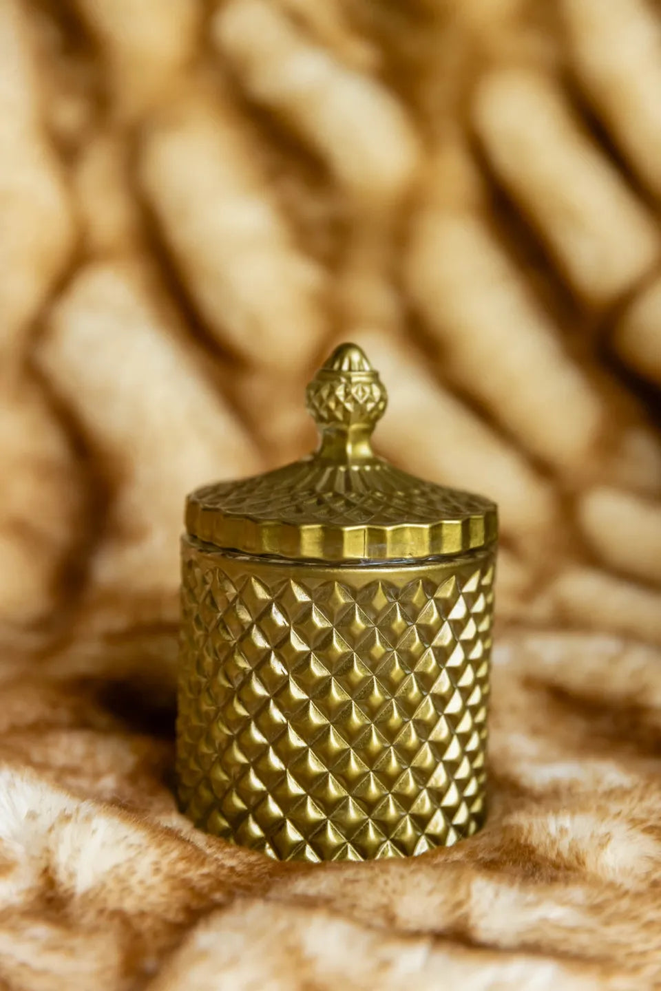 ML EQUESTRIAN 8oz CANDLE IN MATT GOLD VESSEL