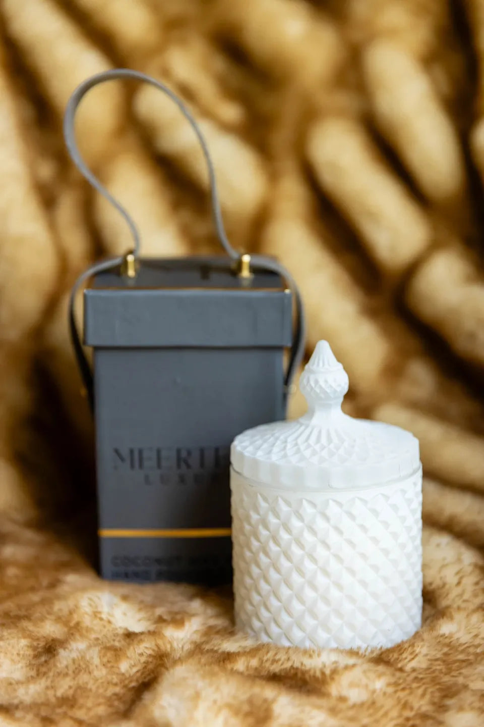 ML SANTAL 8oz CANDLE IN MATT WHITE VESSEL